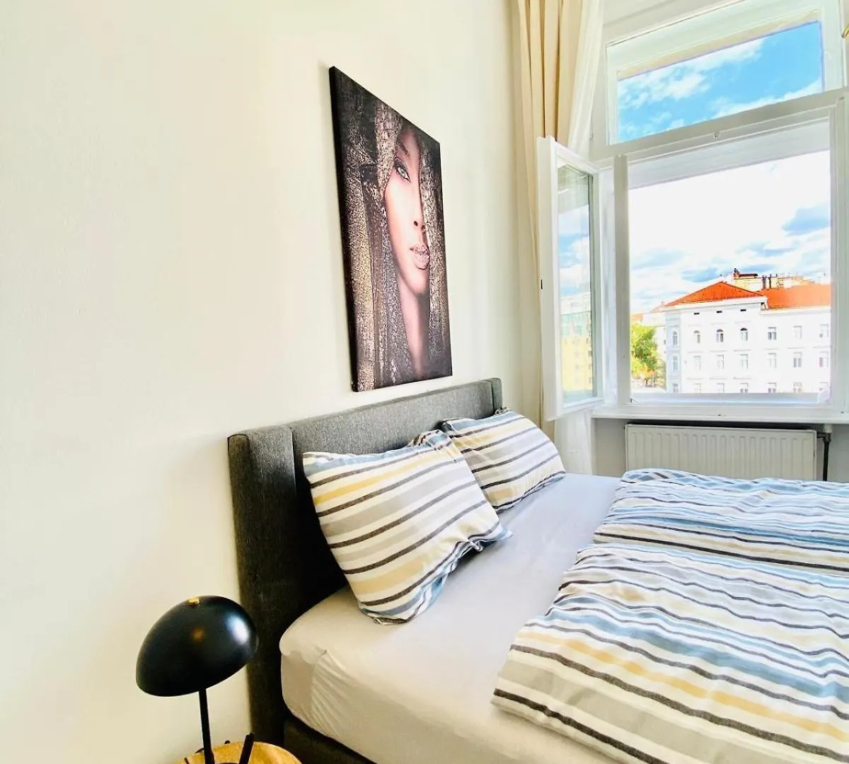 Apartment 5Br Shared Apt Ideal For Groups 7 Min To Westbahnhof Vienna Austria
