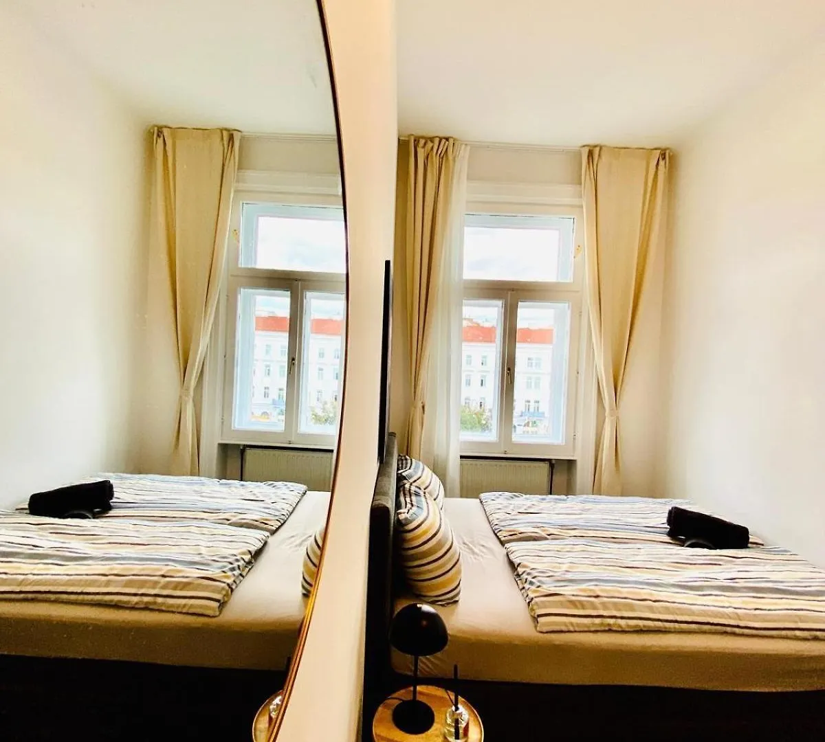 Διαμέρισμα 5Br Shared Apt Ideal For Groups 7 Min To Westbahnhof Βιέννη